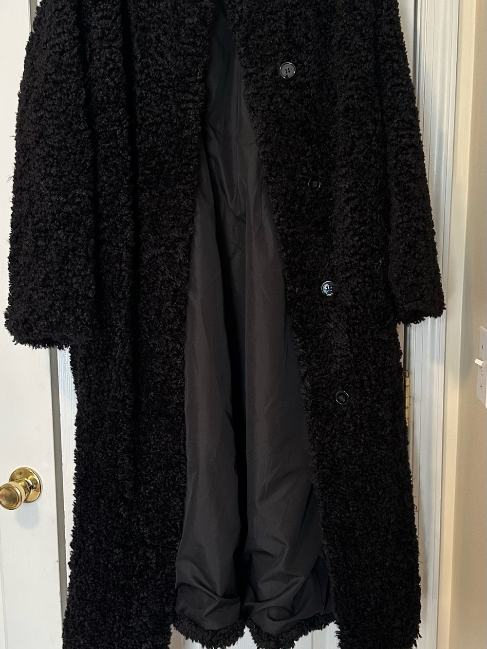 H&M Women’s Black Faux Shearling Long Coat size xxl